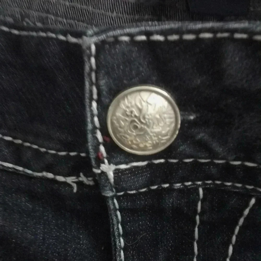 Jeans - Picture 7 of 11